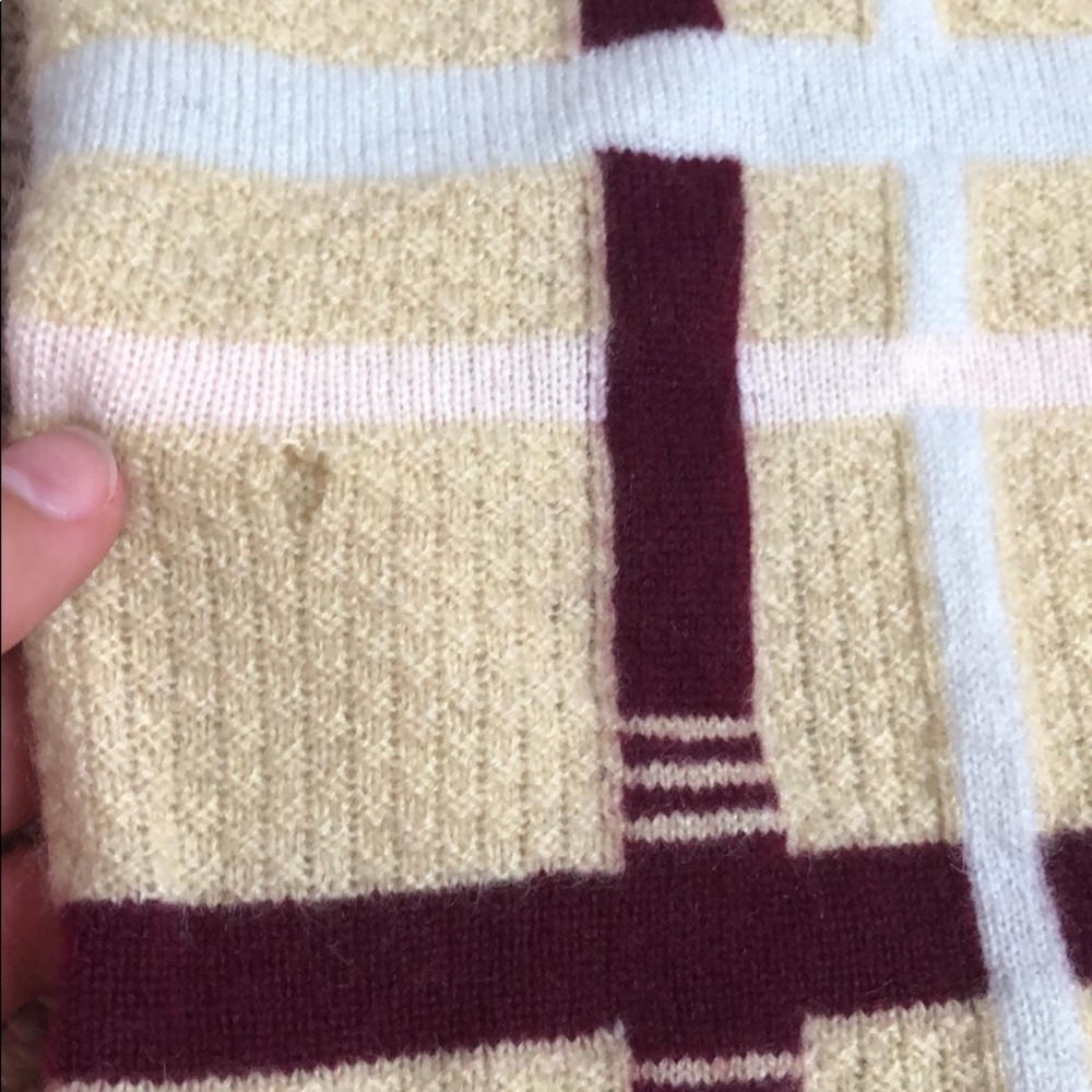 Vintage authentic Chanel top - Picture 5 of 7